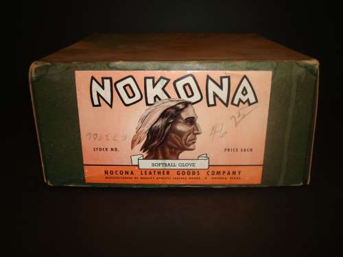 Nokona G952 Softball Box